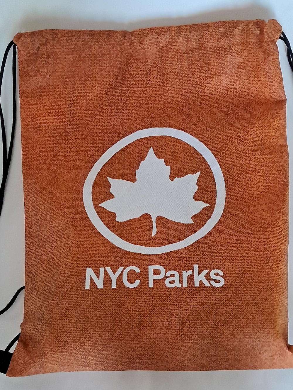 NYC Parks String Bag Rust Orange Leaf Logo Cellulose Water Bottle Set NWOT